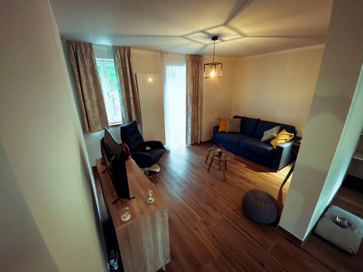Trasse Belge Apartment Trassem Exterior photo